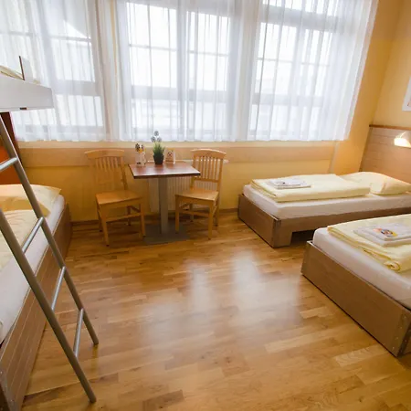 Jufa Hotel 3*