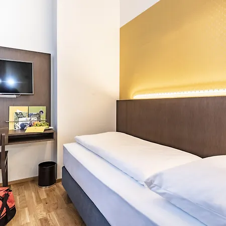 Hotel Jufa 3*